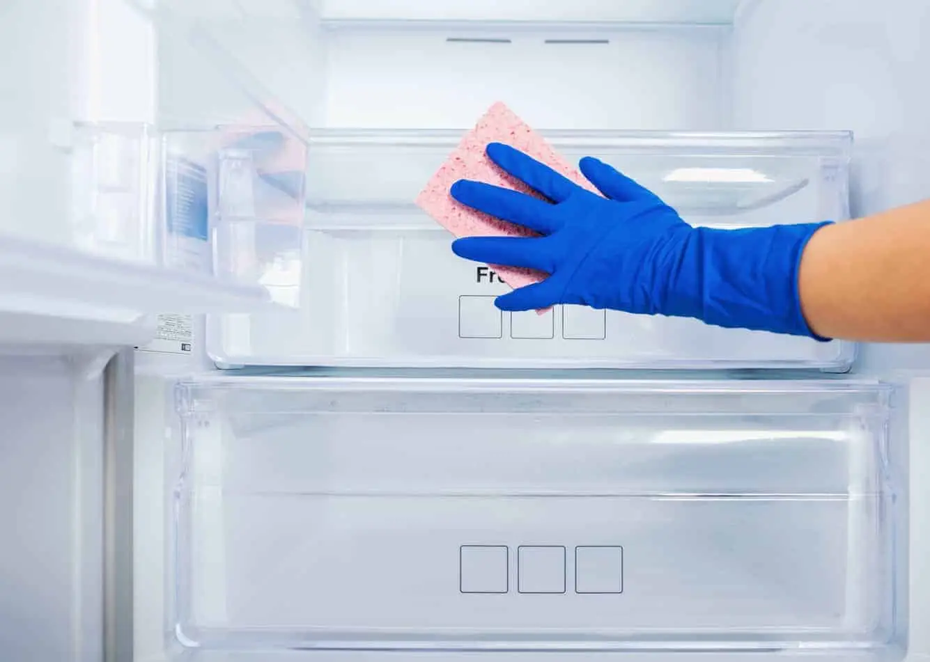 Non ignorare il calore in eccesso dietro il frigorifero: ecco cosa può indicare un problema Immagine selezionata